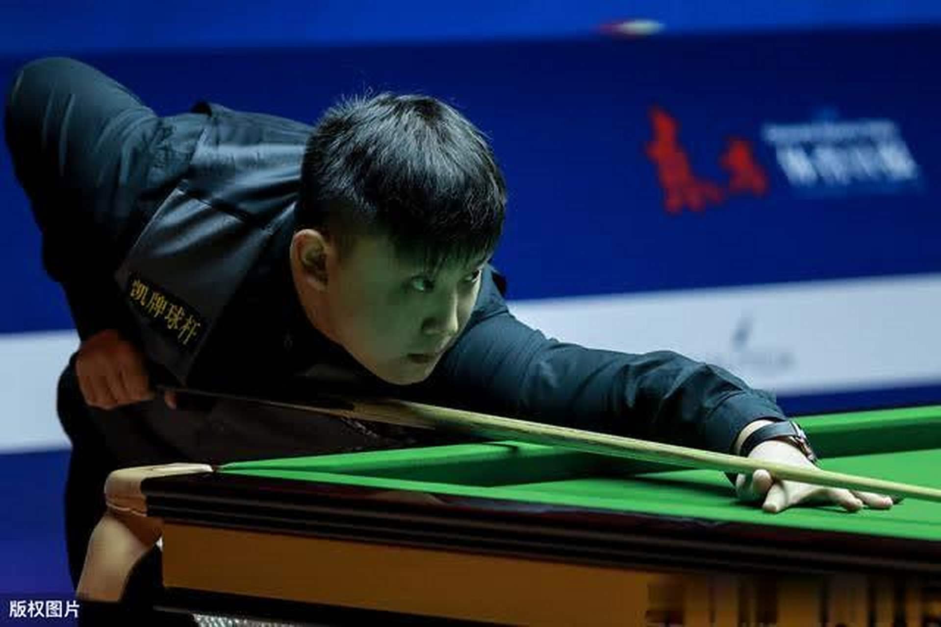 诺伊尔早在 诺伊尔早在