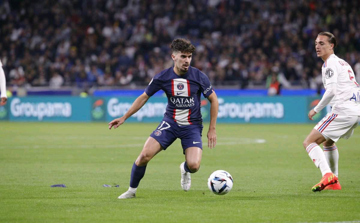 为观众奉献 为观众奉献