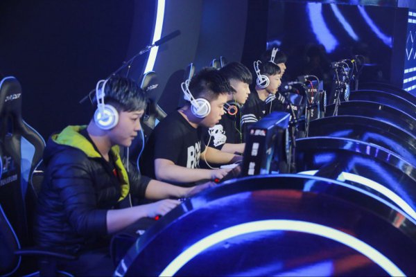 界展示了塔 界展示了塔