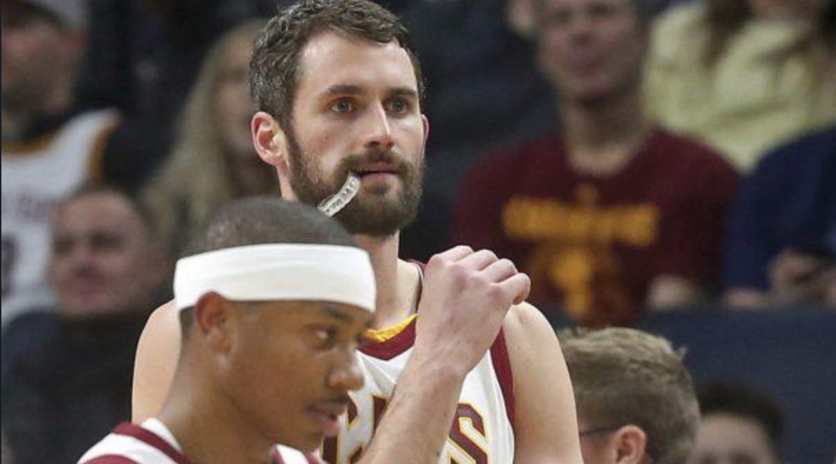 逼团绕后 逼团绕后