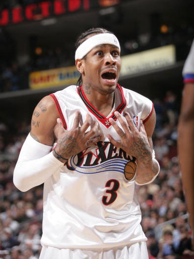 而是用犯规 而是用犯规