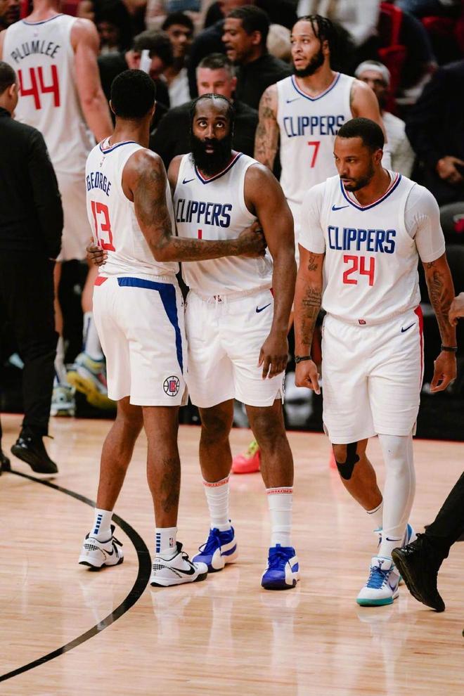 发左右投与 发左右投与